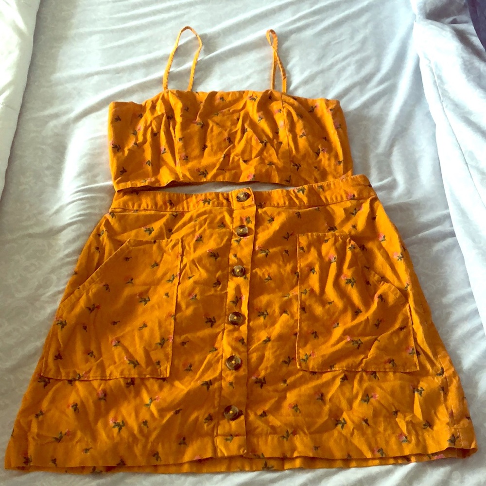 American Eagle 2 piece set. Size Large.